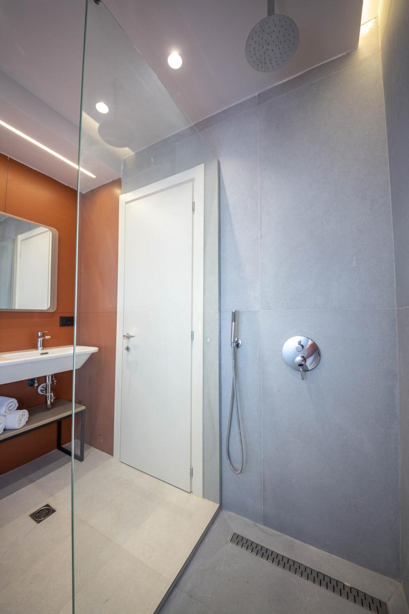 Blloku Unique Apartments 2 地拉那 客房 照片